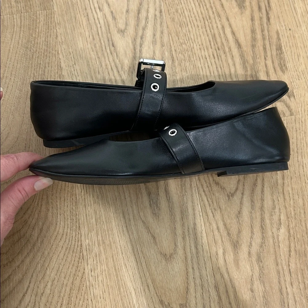 Mango flats size